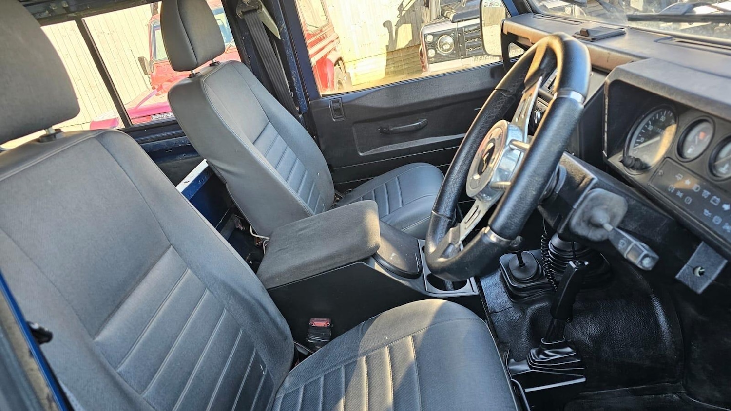 Used Land Rover Defender 1998 for sale - 77753817: Photo 12