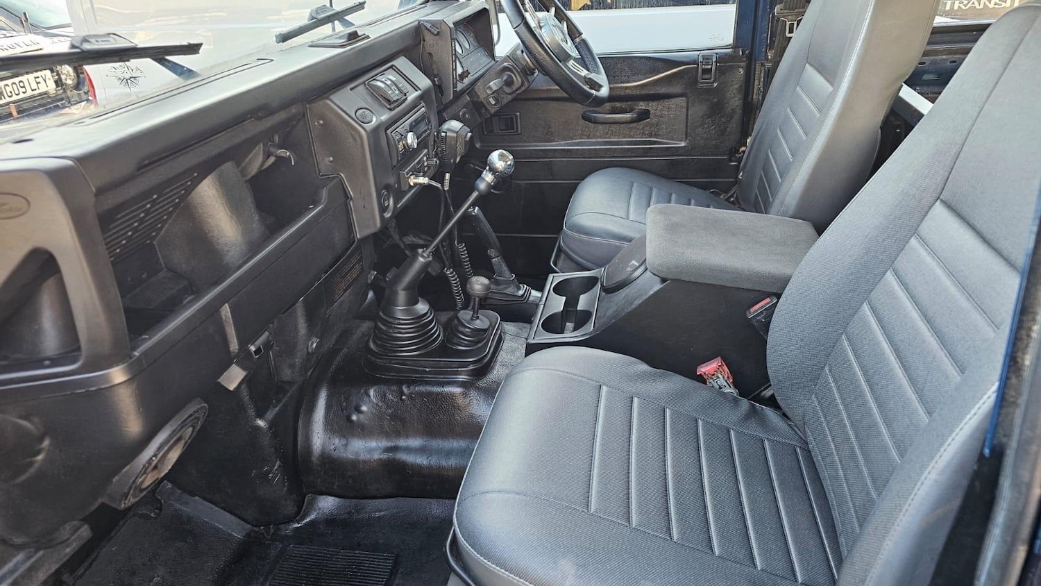 Used Land Rover Defender 1998 for sale - 77753817: Photo 18