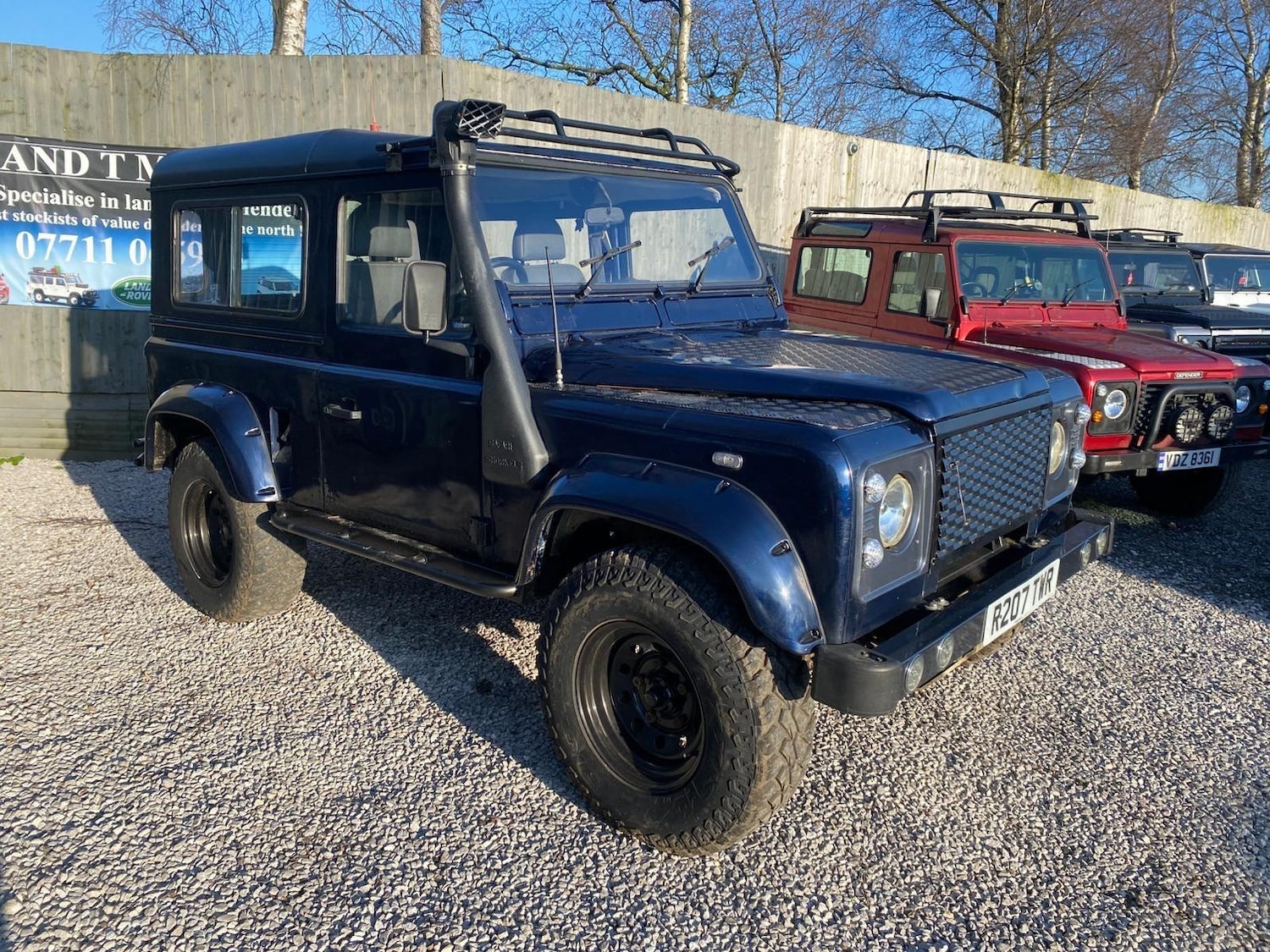 Used Land Rover Defender 1998 for sale - 77753817: Photo 4