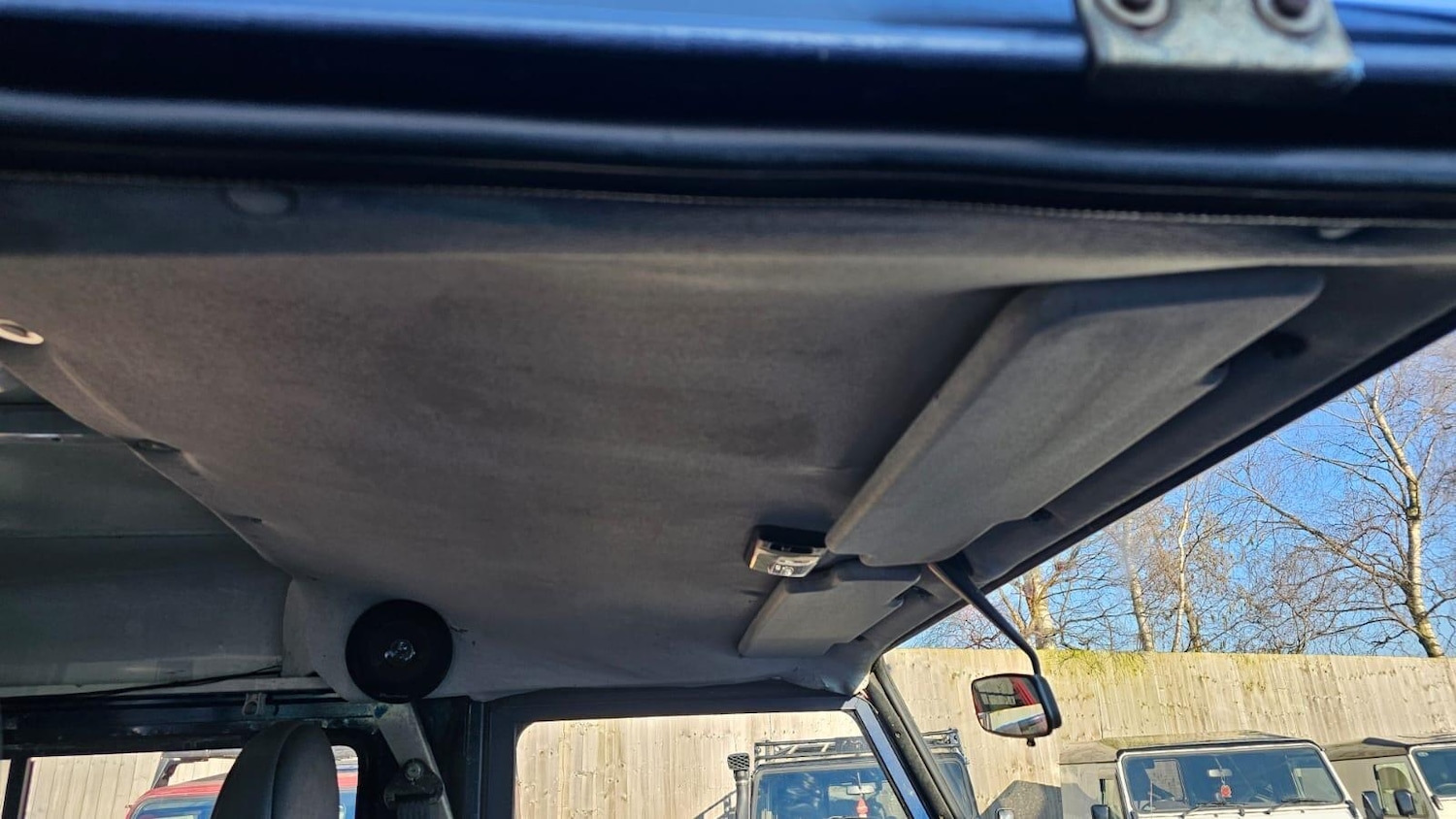 Used Land Rover Defender 1998 for sale - 77753817: Photo 43