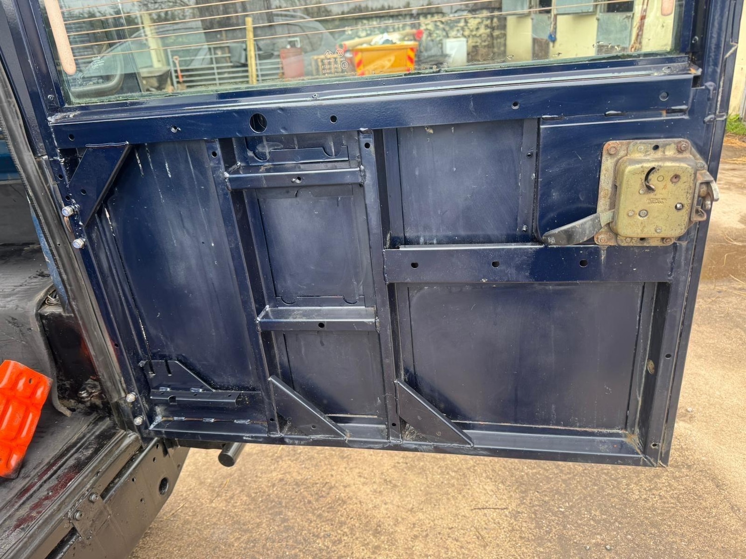 Used Land Rover Defender 90 1998 for sale - 77753817: Photo 69