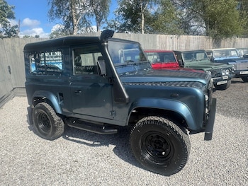 Used Land Rover Defender 90 1997 for sale - 75477469: Photo