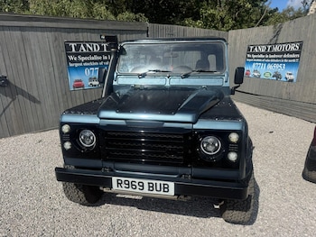 Used Land Rover Defender 90 1997 for sale - 75477469: Photo