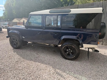 Used Land Rover Defender 110 2000 for sale - 79452954: Photo