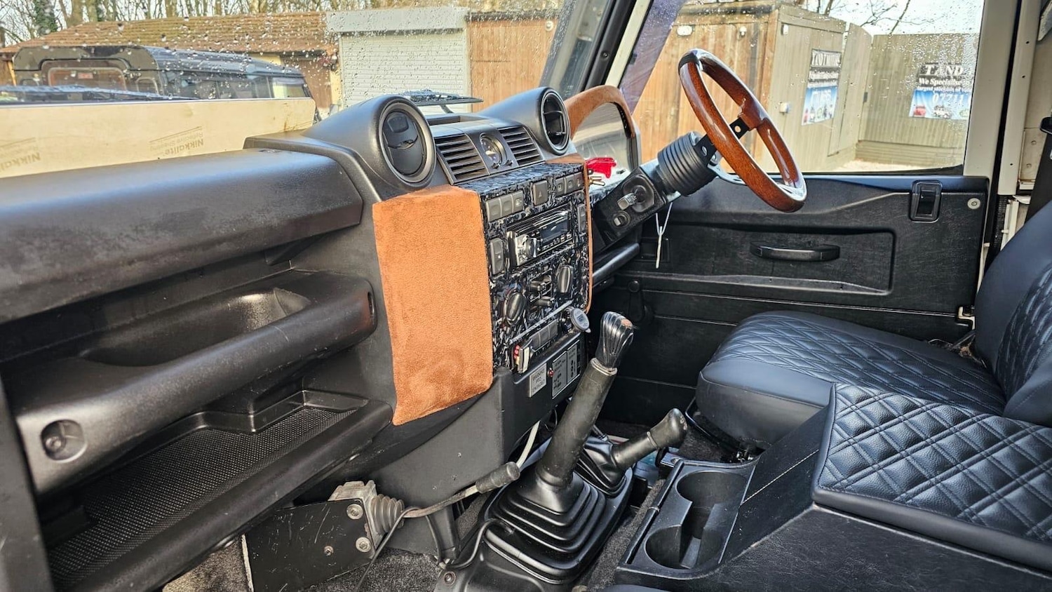 Used Land Rover Defender 2009 for sale - 77203686: Photo 15