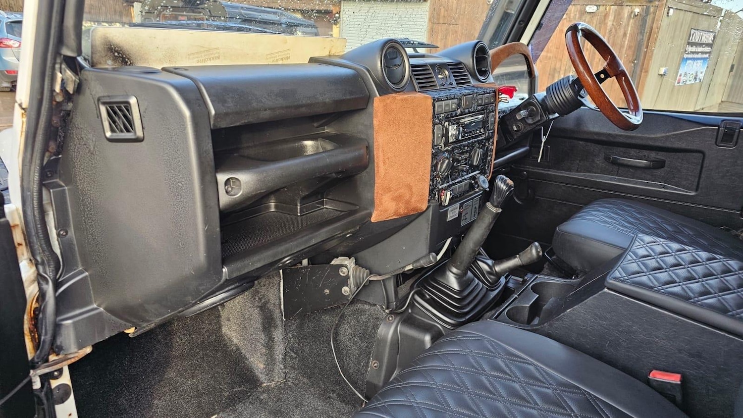 Used Land Rover Defender 2009 for sale - 77203686: Photo 20