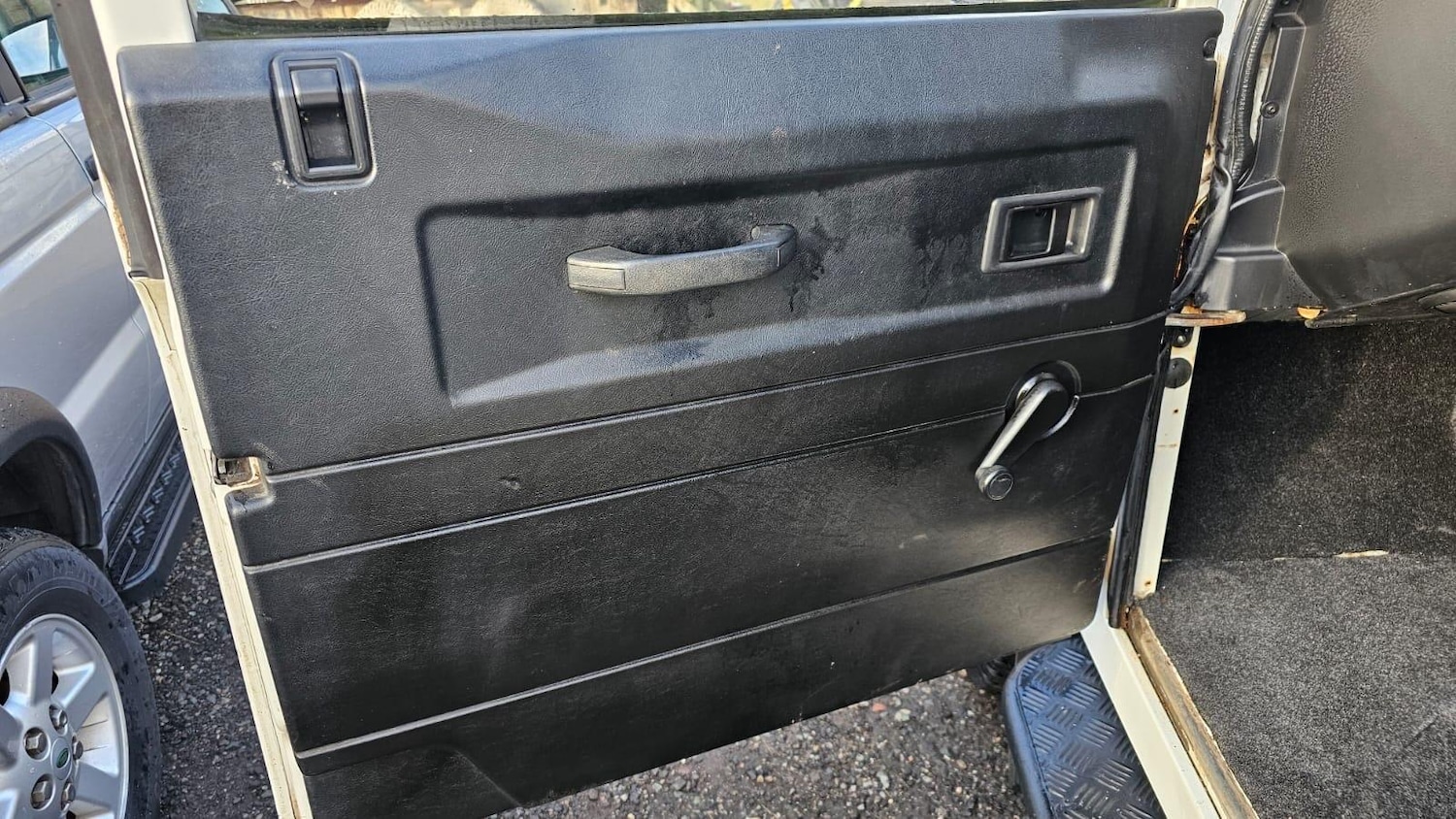 Used Land Rover Defender 2009 for sale - 77203686: Photo 36