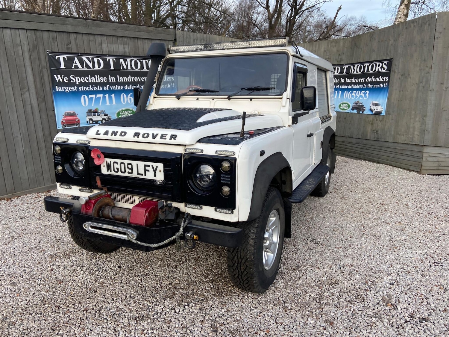 Used Land Rover Defender 2009 for sale - 77203686: Photo 5