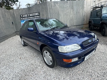 Used Ford Escort 1993 for sale - 75741050: Photo