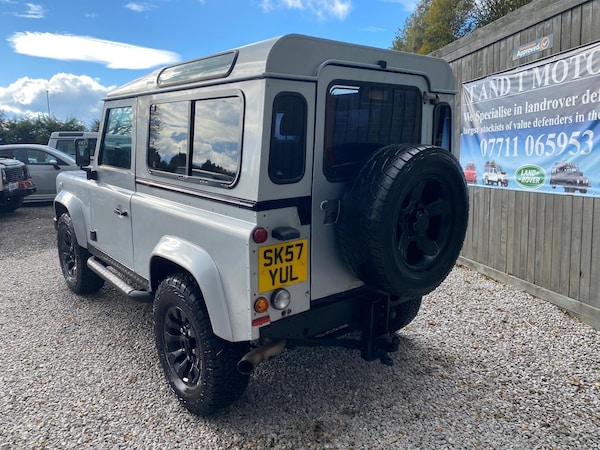 Used Land Rover Defender 2007 for sale - 76336916: Photo 32