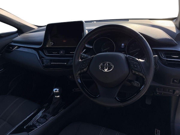 Used Toyota C-HR 2023 for sale - 76065120: Photo 13