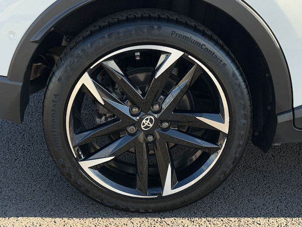 Used Toyota C-HR 2023 for sale - 76065120: Photo 24