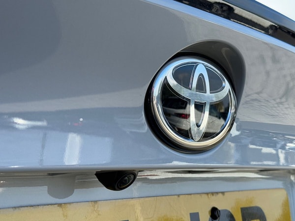 Used Toyota C-HR 2023 for sale - 76065120: Photo 29