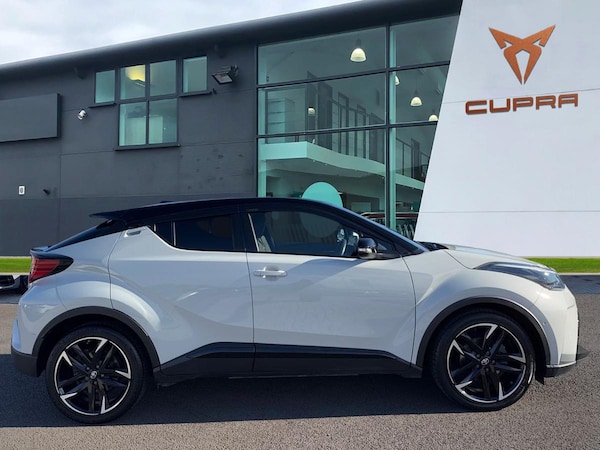 Used Toyota C-HR 2023 for sale - 76065120: Photo 3