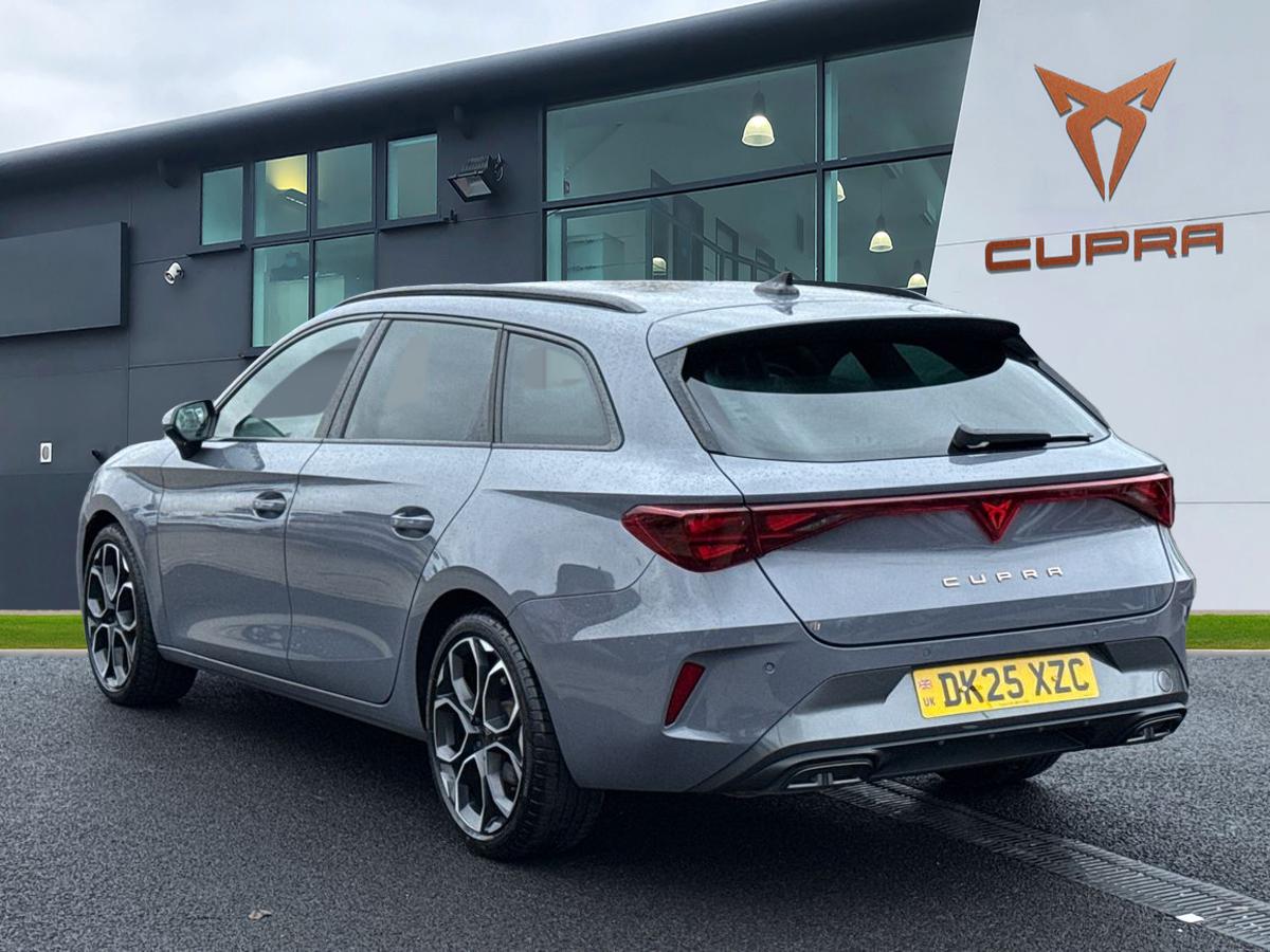 Used Cupra Leon 2025 for sale - 76782964: Photo 2