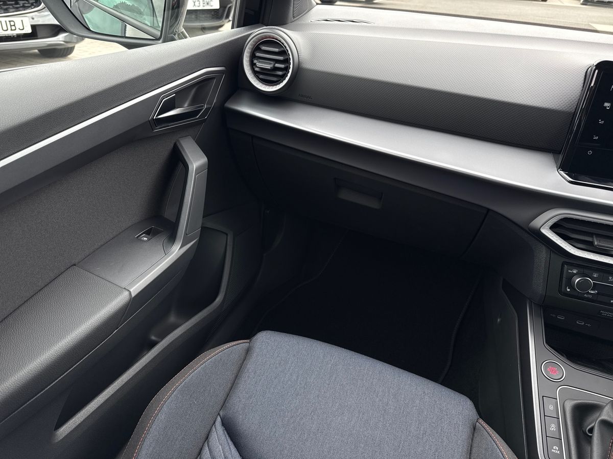 Used SEAT Arona 2025 for sale - 75842059: Photo 14