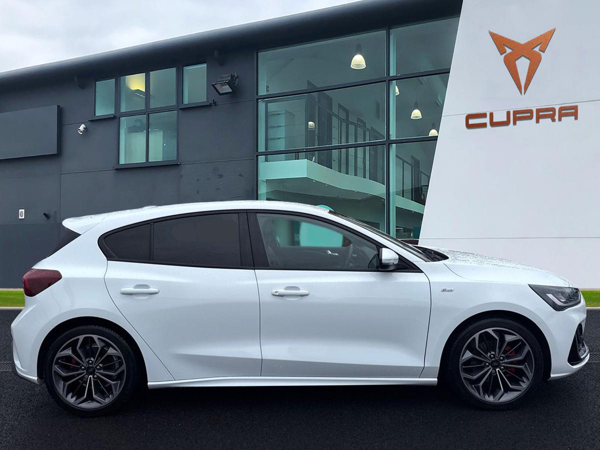 Used Ford Focus 2022 for sale - 76461043: Photo 3