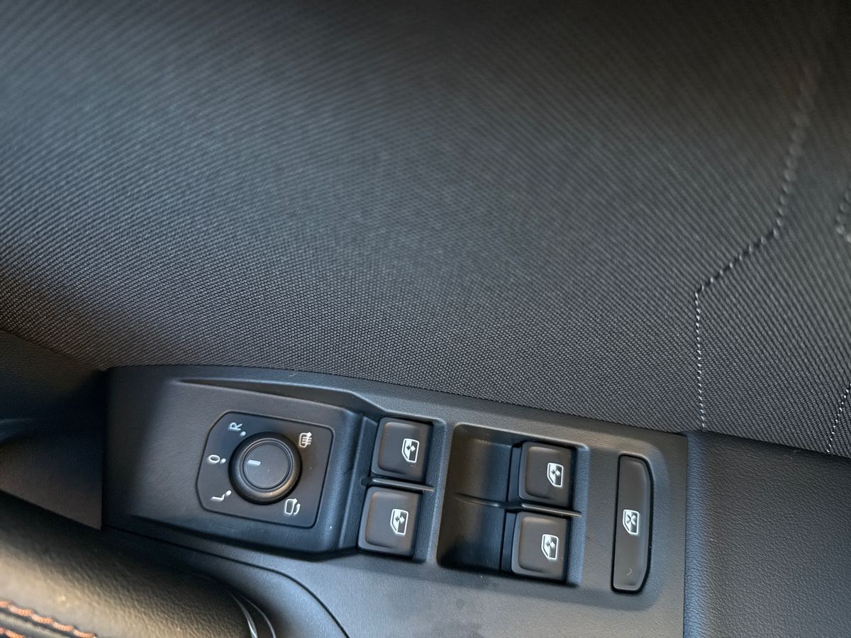 Used Cupra Leon 2025 for sale - 76610982: Photo 18