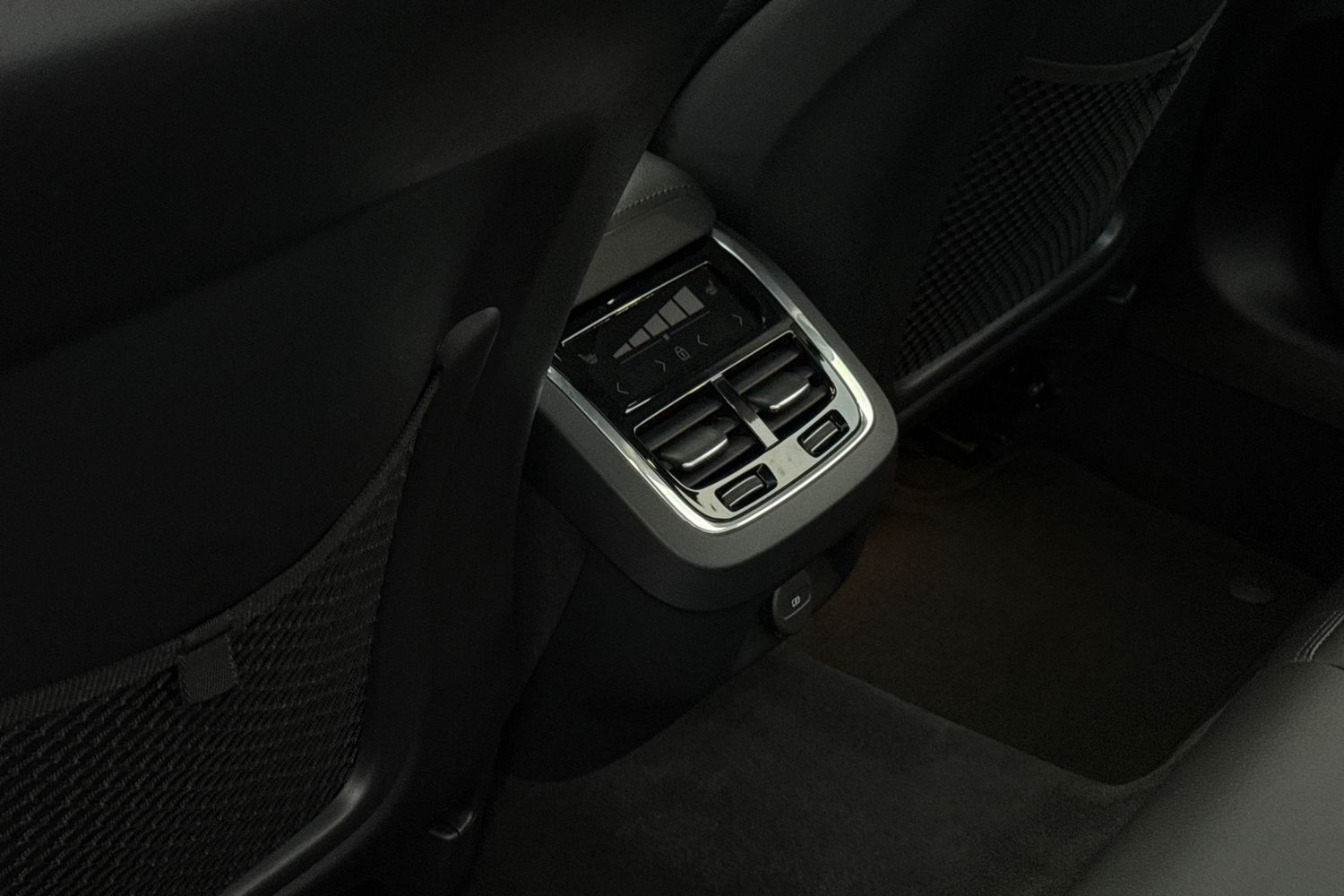 Used Volvo S60 2023 for sale - 77072007: Photo 33