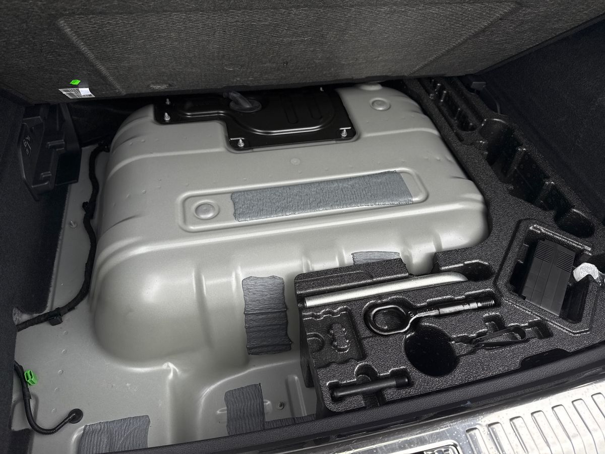Vehicle 33