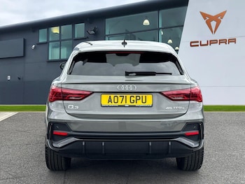 Used Audi Q3 2021 for sale - 75842191: Photo