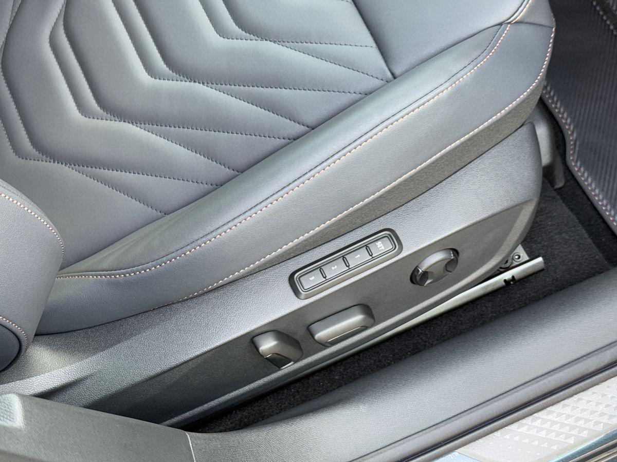 Used Cupra Leon 2025 for sale - 75970406: Photo 37