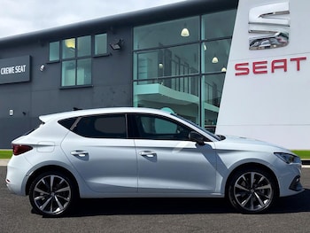 Used SEAT Leon 2025 for sale - 78365861: Photo