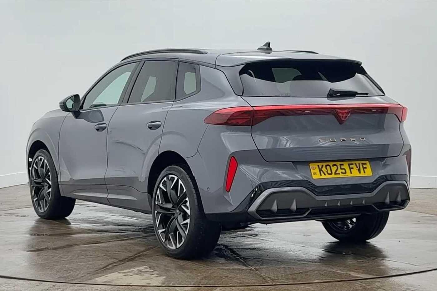 Used Cupra Terramar 2025 for sale - 77546356: Photo 3