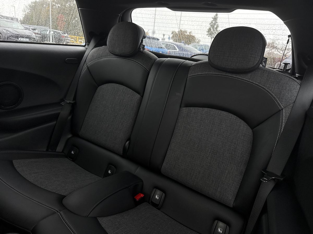 Used MINI Electric Hatch 2021 for sale - 76346557: Photo 14