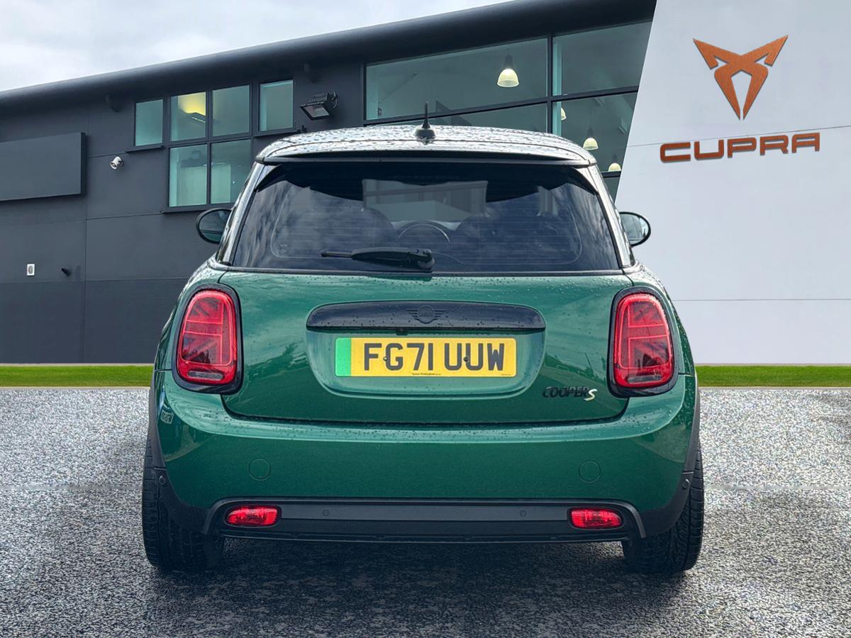 Used MINI Electric Hatch 2021 for sale - 76346557: Photo 4