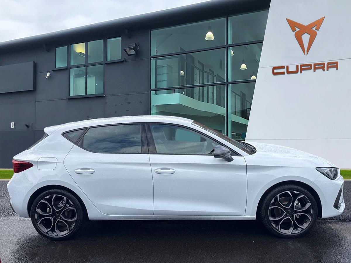 Used Cupra Leon 2025 for sale - 77577800: Photo 3