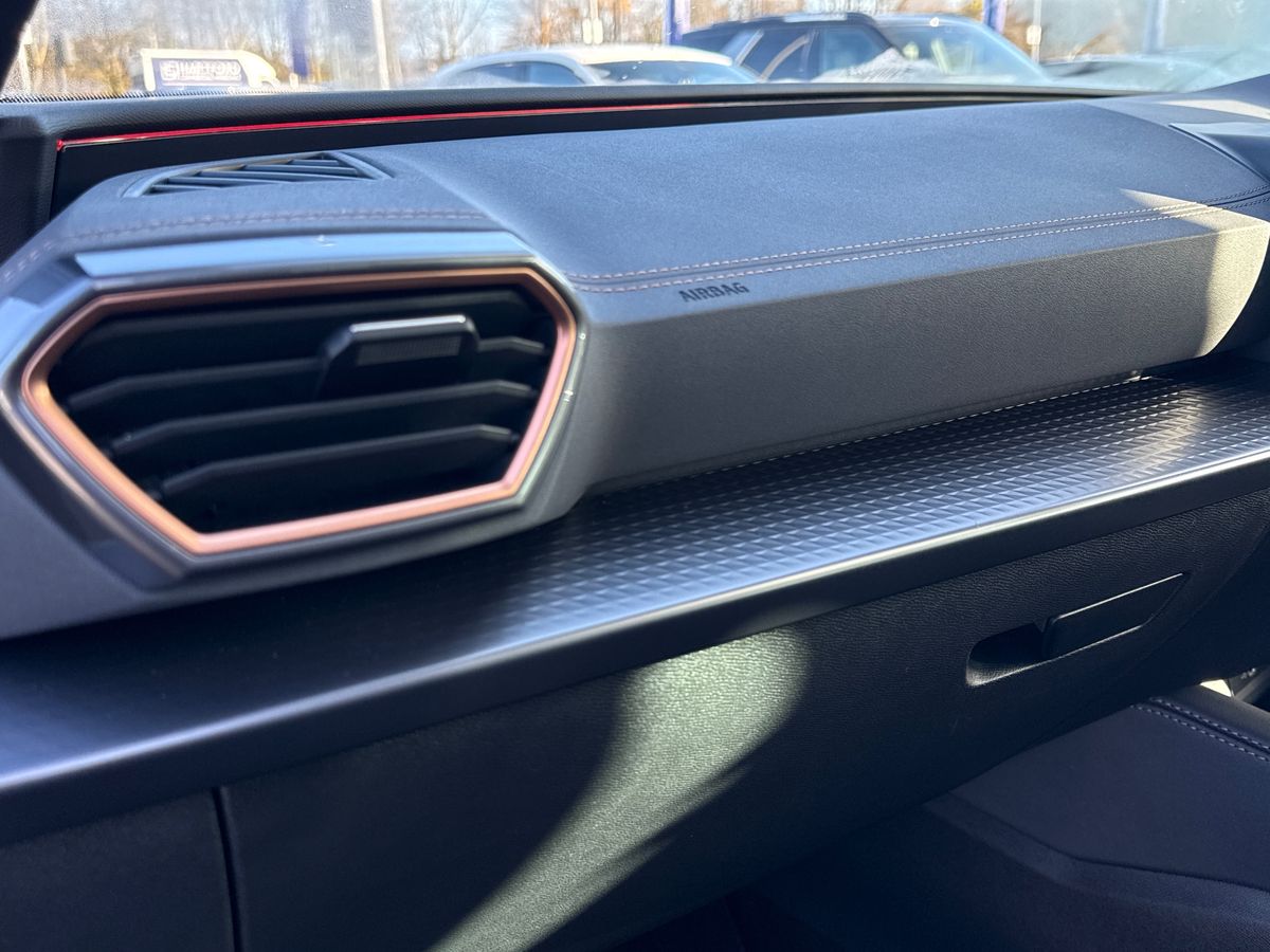 Used Cupra Leon 2025 for sale - 76610967: Photo 33