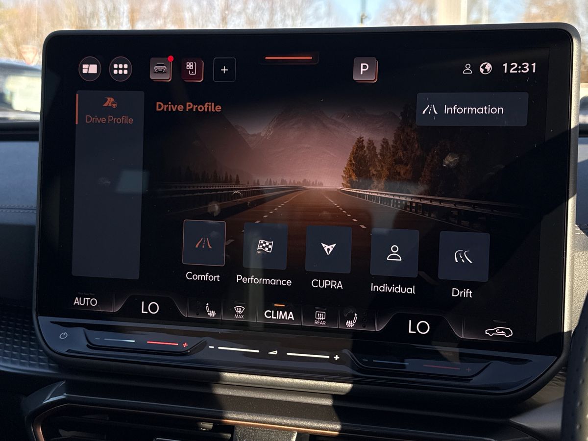 Used Cupra Leon 2025 for sale - 76610967: Photo 43