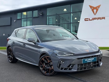 2025 - 2.0 TSI 300 VZ3 5dr DSG ** PANORAMIC SUNROOF**
