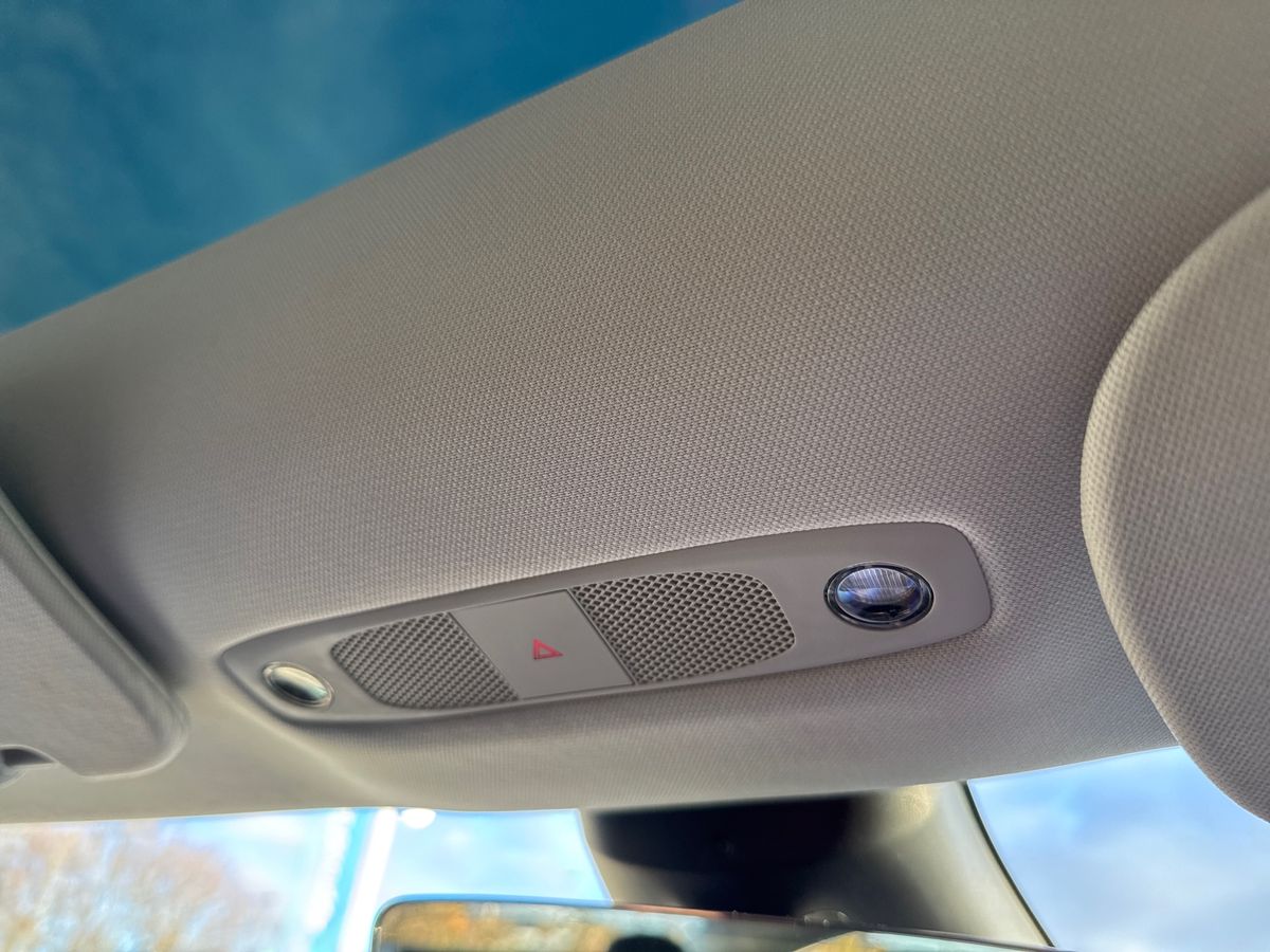 Used Tesla Model 3 2023 for sale - 76916336: Photo 34