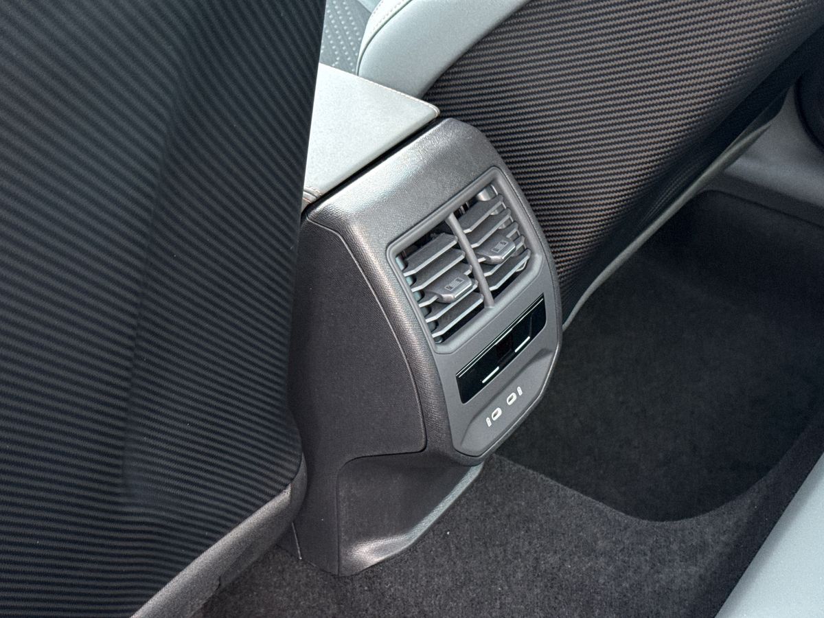 Used Cupra Leon 2025 for sale - 76526955: Photo 30