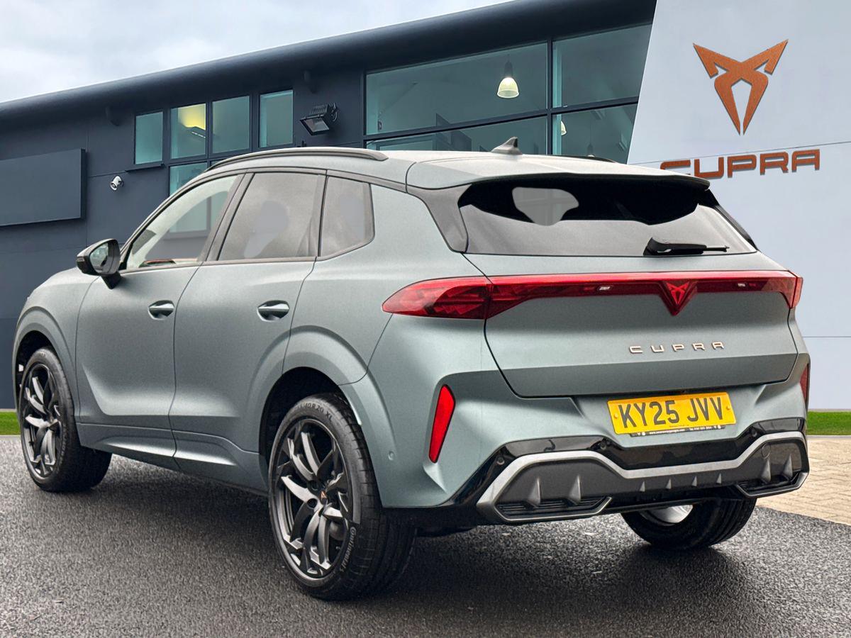 Used Cupra Terramar 2025 for sale - 76732485: Photo 2