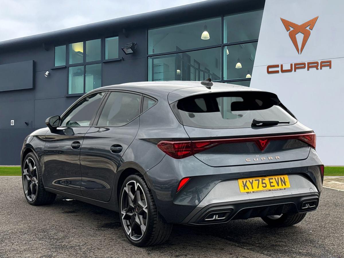 Used Cupra Leon 2025 for sale - 77407450: Photo 2
