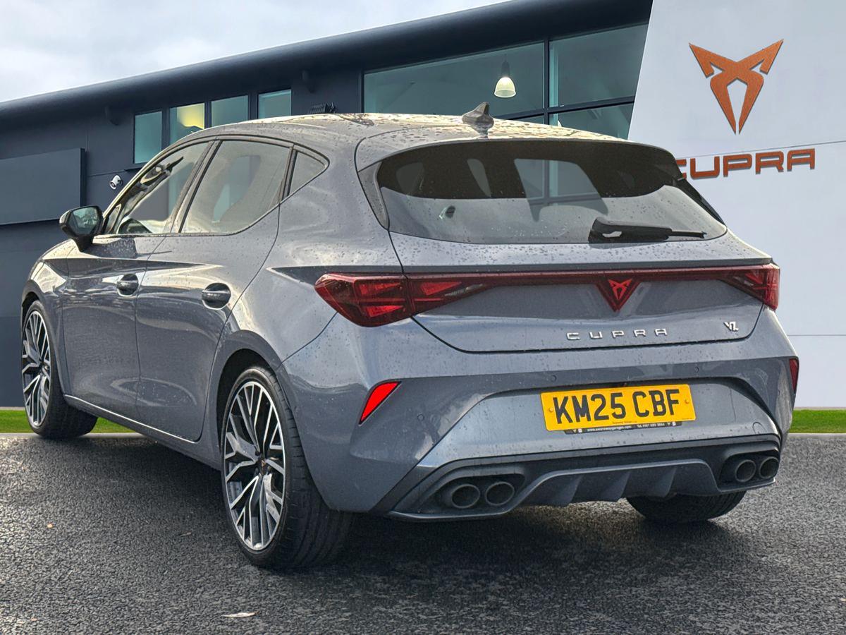 Used Cupra Leon 2025 for sale - 76630047: Photo 2