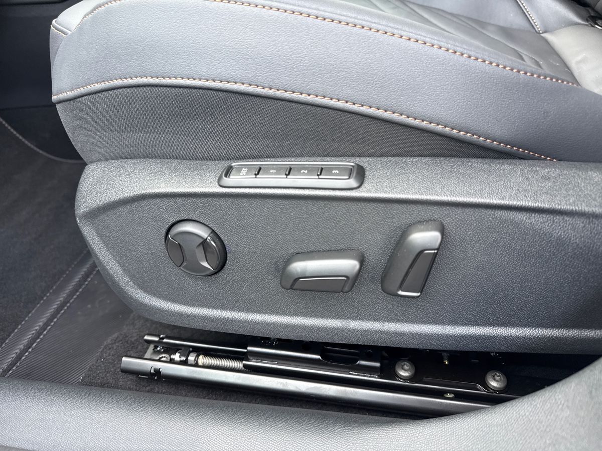 Used Cupra Leon 2025 for sale - 76630047: Photo 32