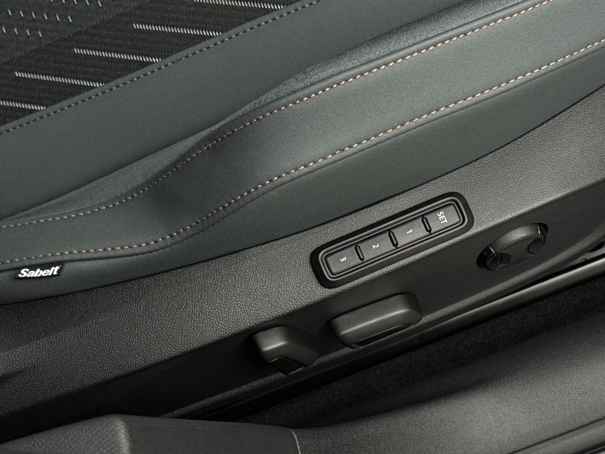 Used Cupra Leon 2025 for sale - 76330814: Photo 30