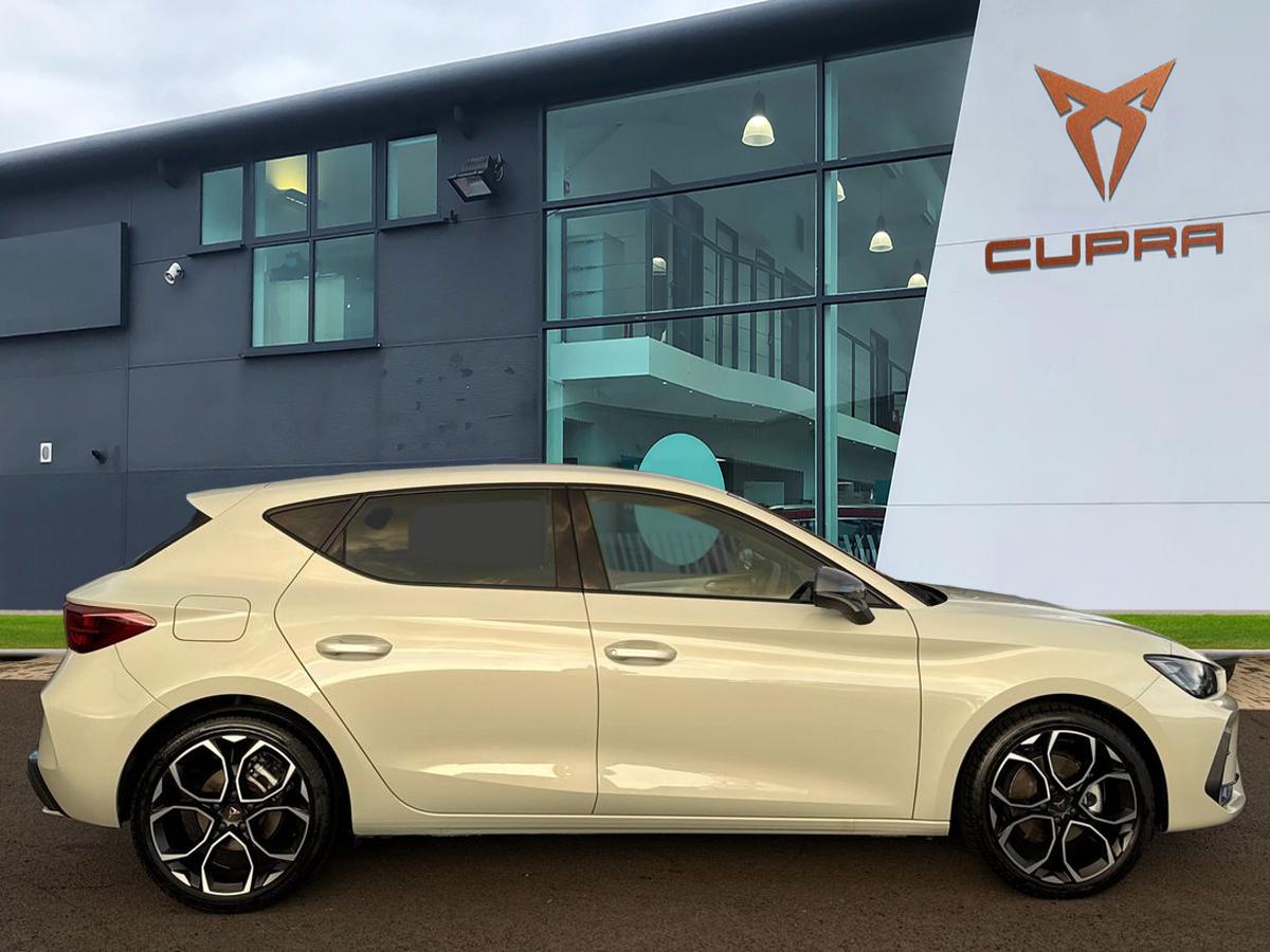 Used Cupra Leon 2025 for sale - 77382652: Photo 3