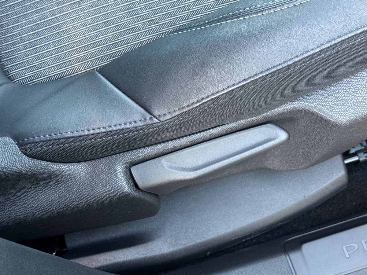 Used Peugeot 3008 2022 for sale - 77368602: Photo 34