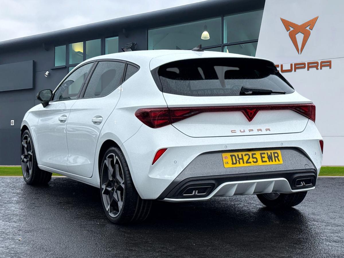 Used Cupra Leon 2025 for sale - 77546584: Photo 2