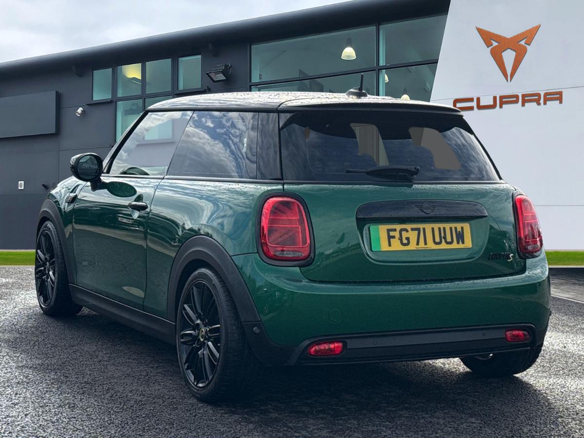 Used MINI Hatch 2021 for sale - 76416620: Photo 2