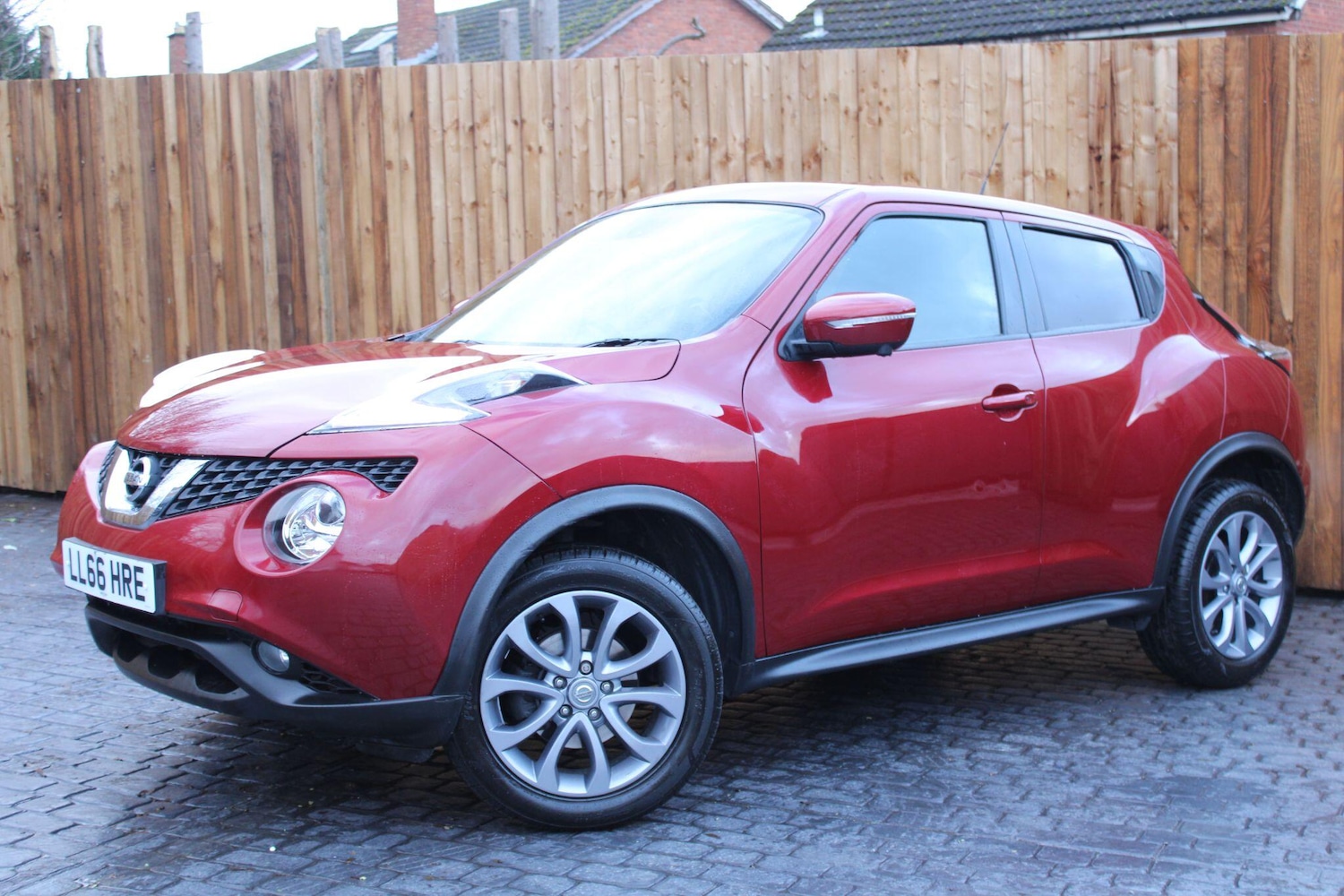 Used Nissan Juke 2016 for sale - 76152727: Photo 1