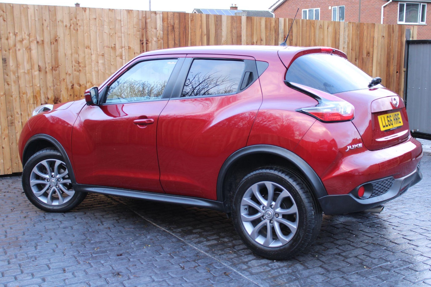 Used Nissan Juke 2016 for sale - 76152727: Photo 4