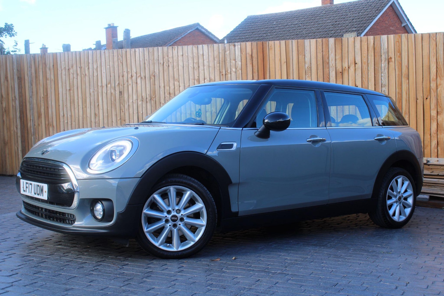 Used MINI Clubman 2017 for sale - 76084677: Photo 1