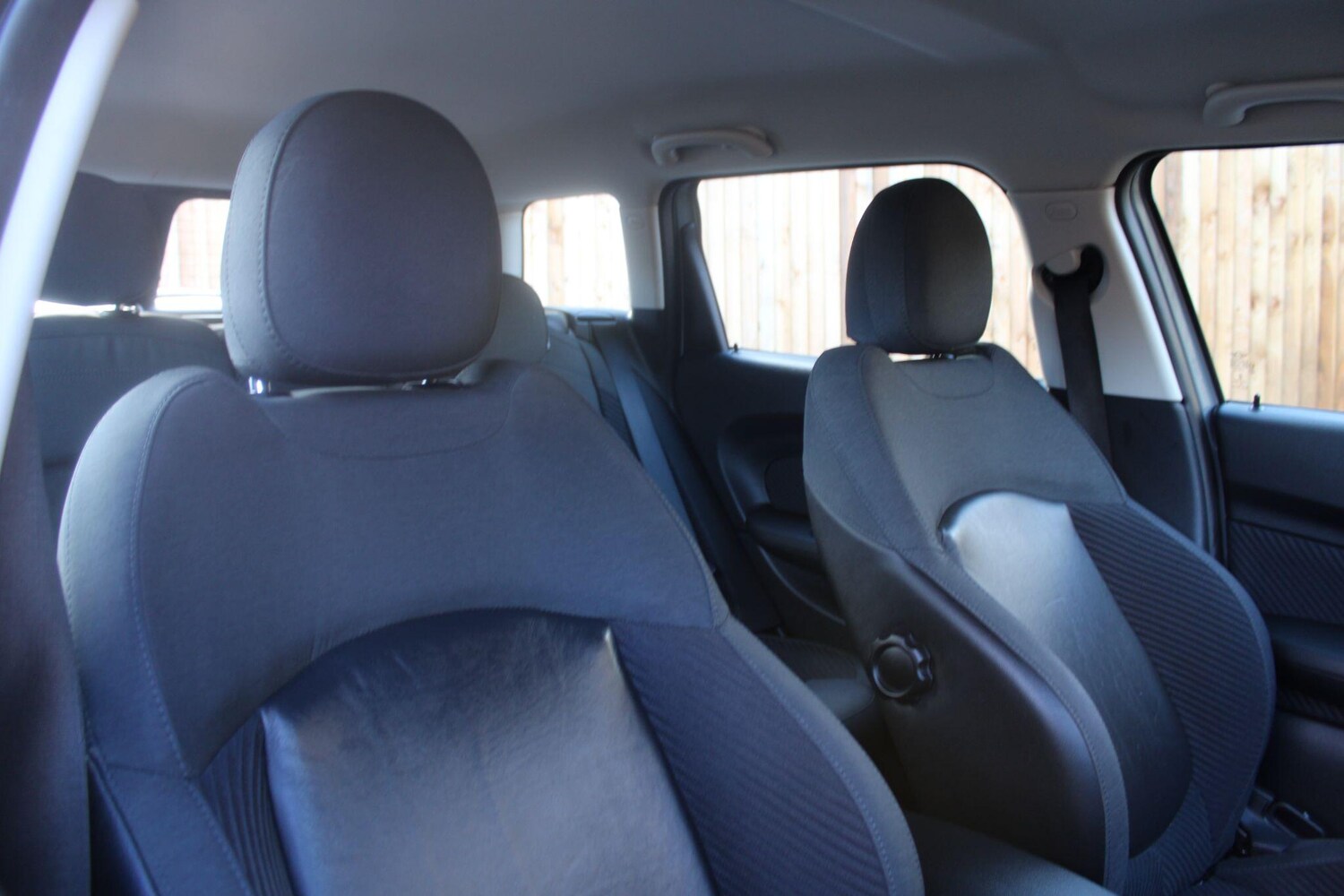 Used MINI Clubman 2017 for sale - 76084677: Photo 34