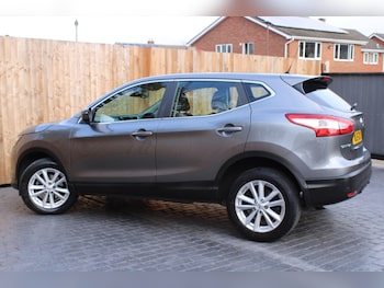 Used Nissan Qashqai 2015 for sale - 76484530: Photo